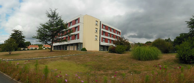 MAISON DE RETRAITE DES ARDILLERS - MAREUIL SUR LAY MAISON DE RETRAITE DES ARDILLERS - MAREUIL SUR LAY